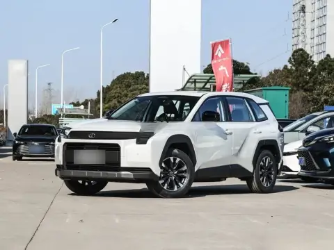 Toyota RAV4 2026 — миниатюра 1
