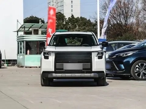 Toyota RAV4 2026 — миниатюра 2