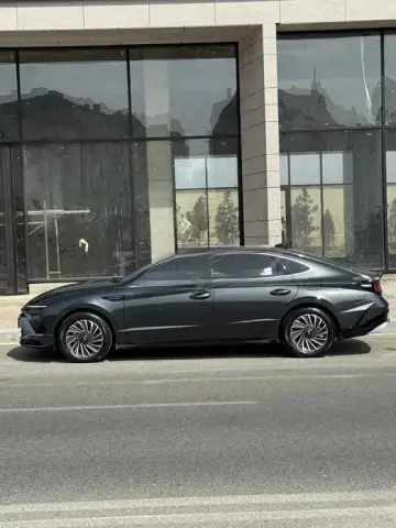 Hyundai Sonata 2025 — миниатюра 3