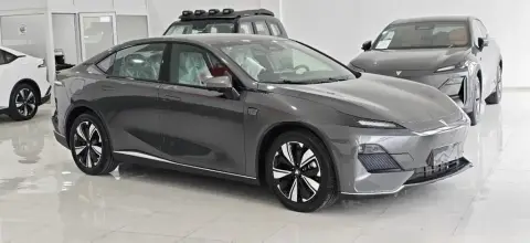 Changan Deepal SL03 2025 — миниатюра 2