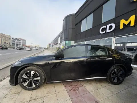 Changan Deepal SL03 2025 — миниатюра 2