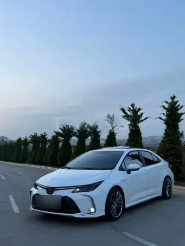 Toyota Corolla 2025 — миниатюра 2