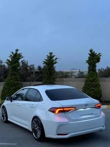 Toyota Corolla 2025 — миниатюра 7