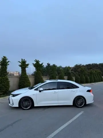 Toyota Corolla 2025 — миниатюра 8