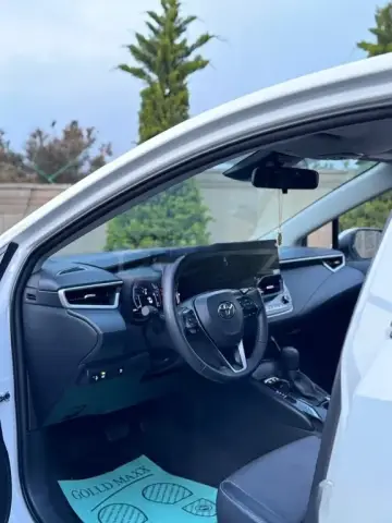 Toyota Corolla 2025 — миниатюра 10