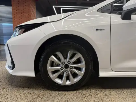 Toyota Corolla 2025 — миниатюра 2