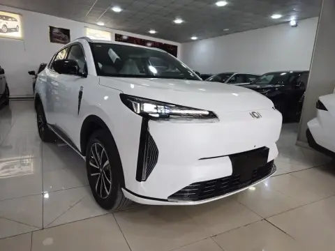 Changan Qiyuan Q05 2025 — миниатюра 2