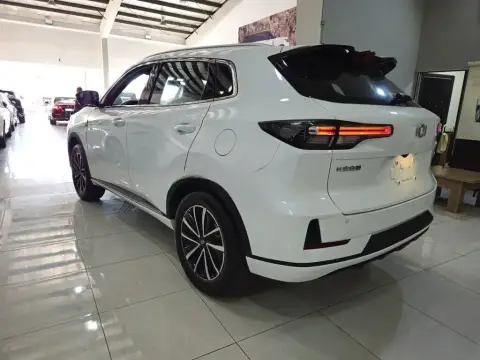 Changan Qiyuan Q05 2025 — миниатюра 4