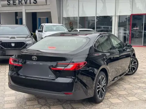 Toyota Camry 2026 — миниатюра 7