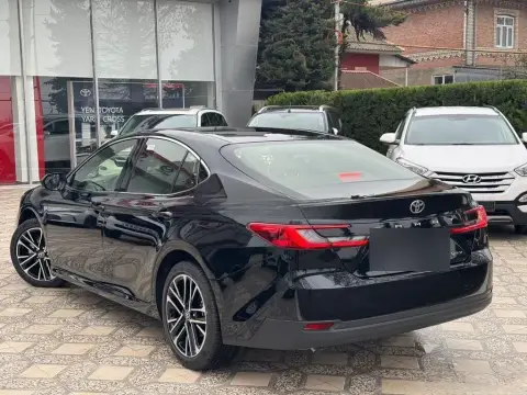 Toyota Camry 2026 — миниатюра 8