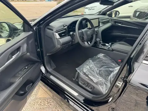 Toyota Camry 2026 — миниатюра 9