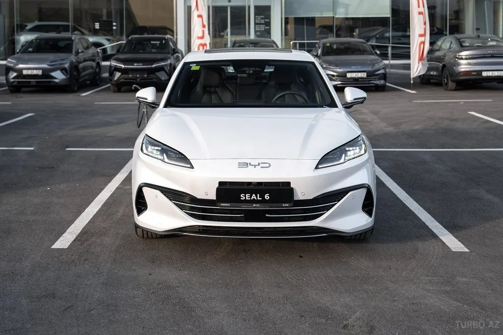 BYD Seal 06 2025 — фото 1 из 10