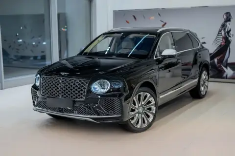 Bentley Bentayga 2025 — миниатюра 2