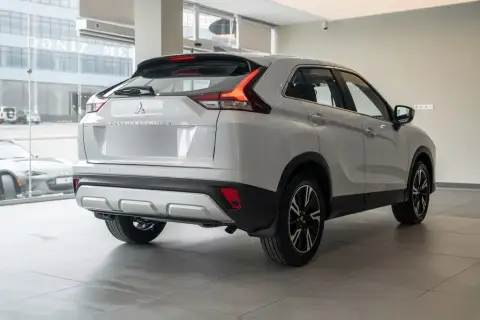 Mitsubishi Eclipse Cross 2025 — миниатюра 6