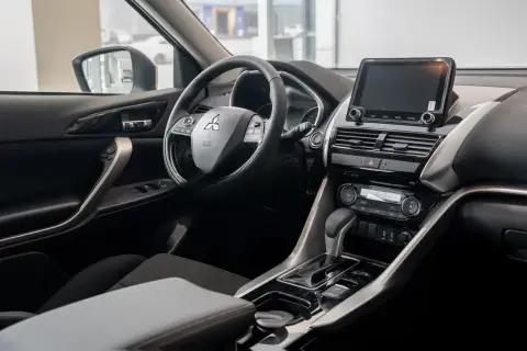 Mitsubishi Eclipse Cross 2025 — миниатюра 9