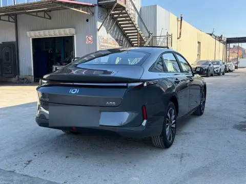 Changan Qiyuan A05 2025 — миниатюра 6
