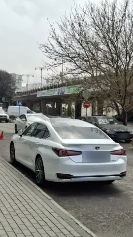 Lexus ES 300h 2025 — миниатюра 2