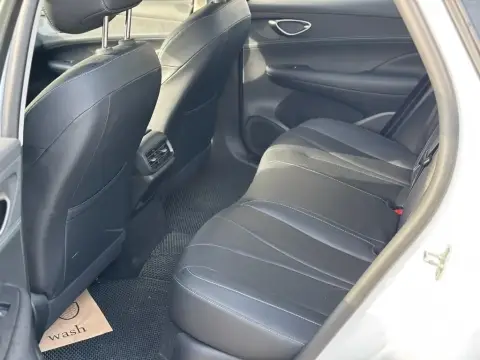 BYD Seal 05 2025 — миниатюра 9