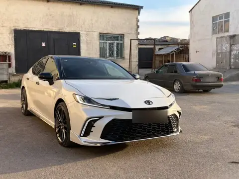 Toyota Camry 2025 — миниатюра 4