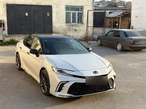 Toyota Camry 2025 — миниатюра 6