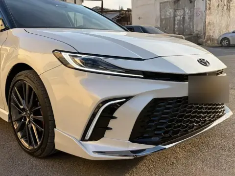 Toyota Camry 2025 — миниатюра 9