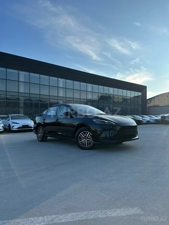 BYD Seal 05 2025 — фото 1 из 9