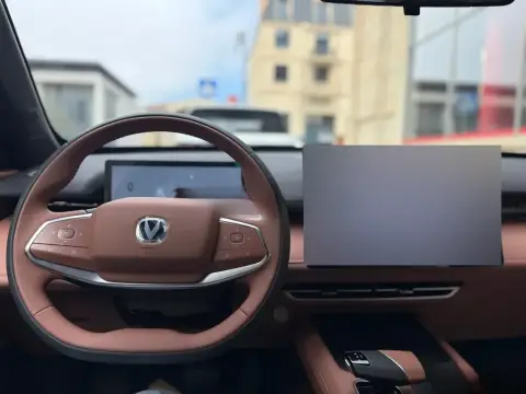 Changan Uni-Z 2025 — миниатюра 8