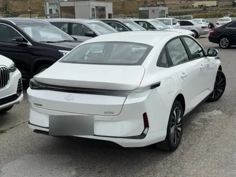 Changan Qiyuan A05 2025 — миниатюра 7