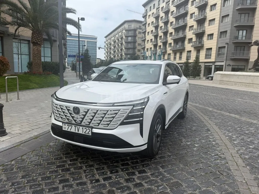 Changan CS 75 Plus 2026 — фото 1 из 10