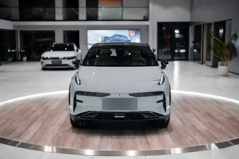 Zeekr X 2026 — миниатюра 2