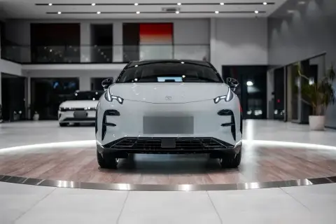 Zeekr X 2026 — миниатюра 8