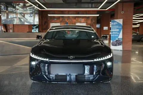 Changan Qiyuan A07 2025 — миниатюра 3