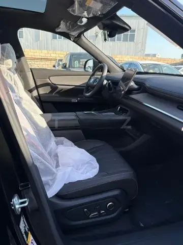 Changan Qiyuan Q07 2025 — миниатюра 9