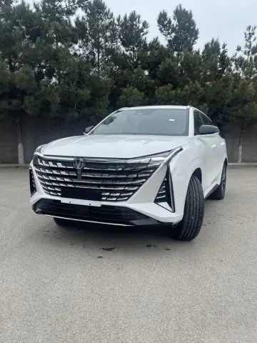 Changan Uni-Z 2025 — миниатюра 1