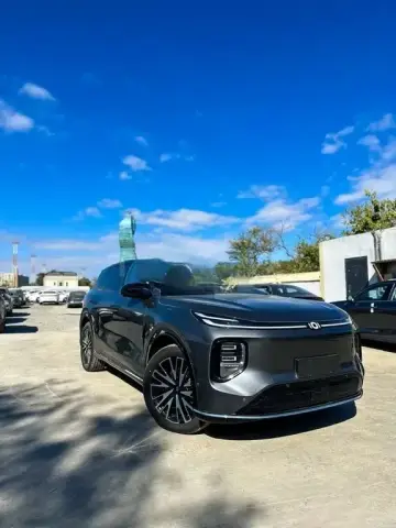 Changan Qiyuan Q07 2025 — миниатюра 2