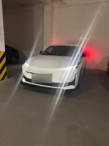 Changan Qiyuan A05 2025 — миниатюра 9