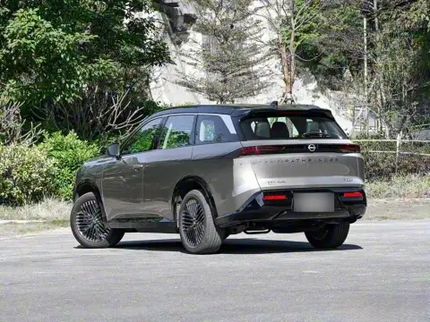 Nissan Pathfinder 2026 — миниатюра 6