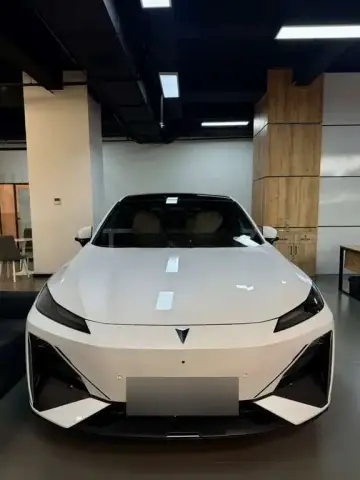 Changan Deepal S07 2025 — миниатюра 1