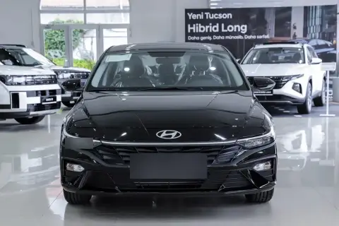 Hyundai Elantra 2025 — миниатюра 2