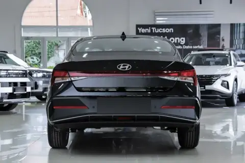 Hyundai Elantra 2025 — миниатюра 6