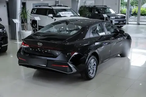 Hyundai Elantra 2025 — миниатюра 7