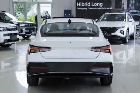 Hyundai Elantra 2026 — миниатюра 7