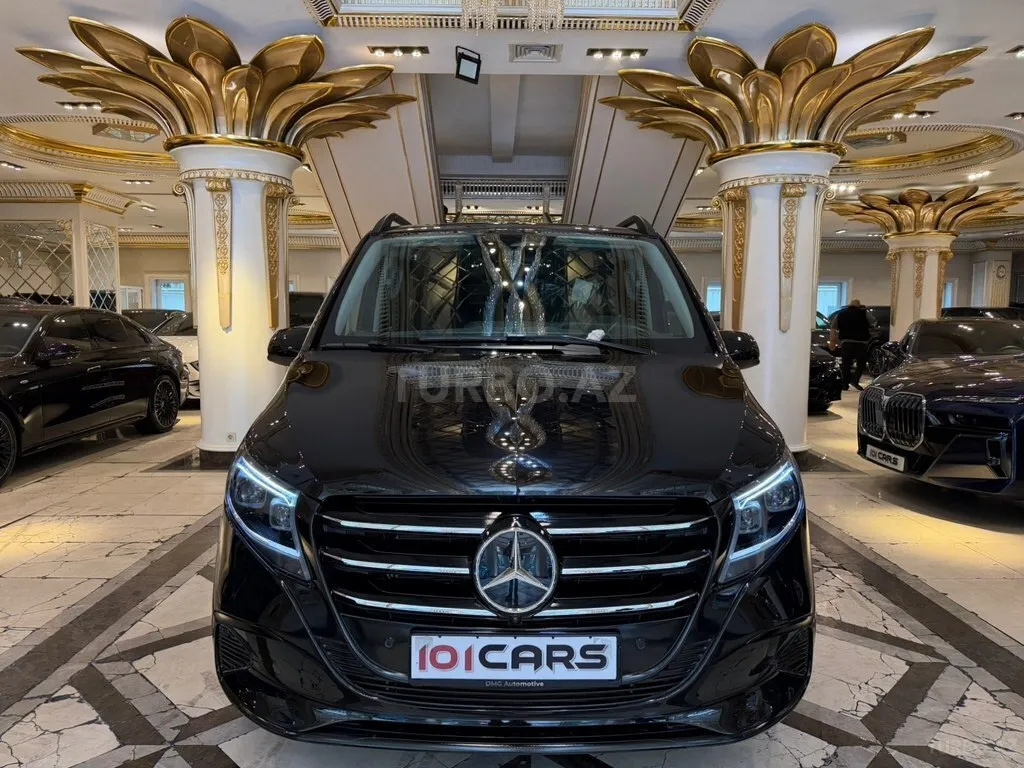 Mercedes-Benz V 300 2025 — фото 1 из 10