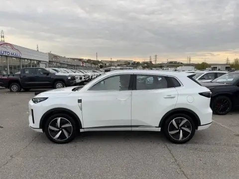 Changan Qiyuan Q05 2025 — миниатюра 4