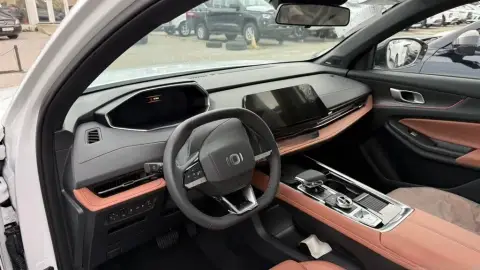 Changan Qiyuan Q05 2025 — миниатюра 9