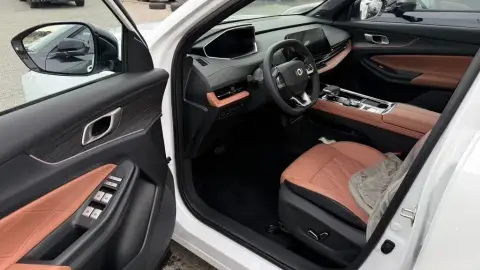 Changan Qiyuan Q05 2025 — миниатюра 10