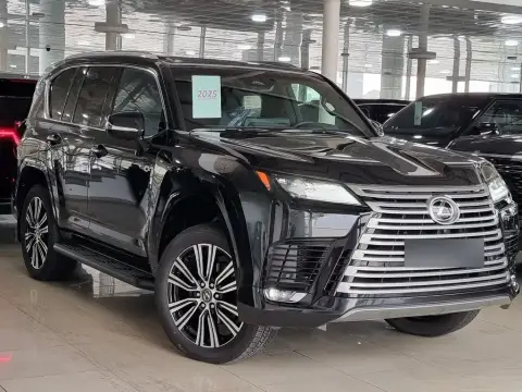 Lexus LX 600 2025