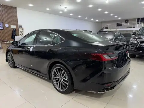 Toyota Camry 2026 — миниатюра 5