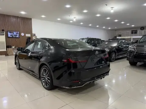 Toyota Camry 2026 — миниатюра 6
