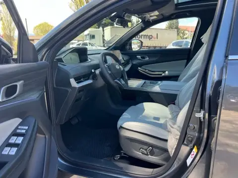 Changan Qiyuan Q05 2025 — миниатюра 10